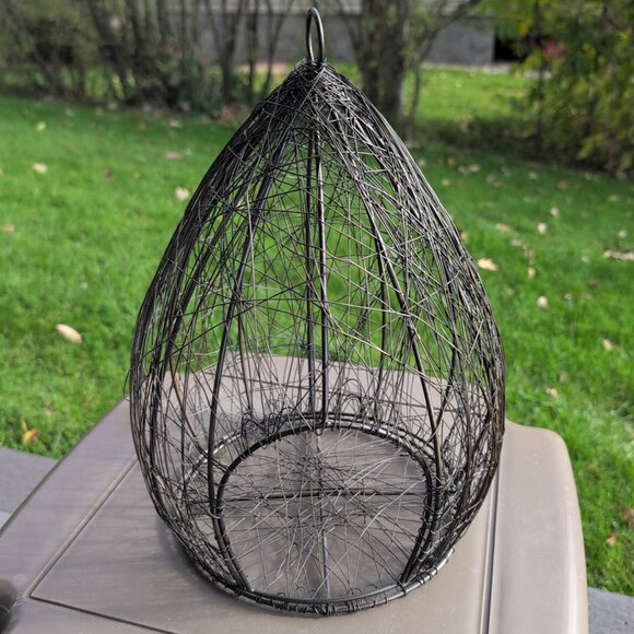 Wire Birdhouse Indoor Or Outdoor Decorative Or For Actual Use - Picture 1 of 6